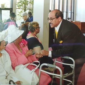 Meet your Posher, Perry